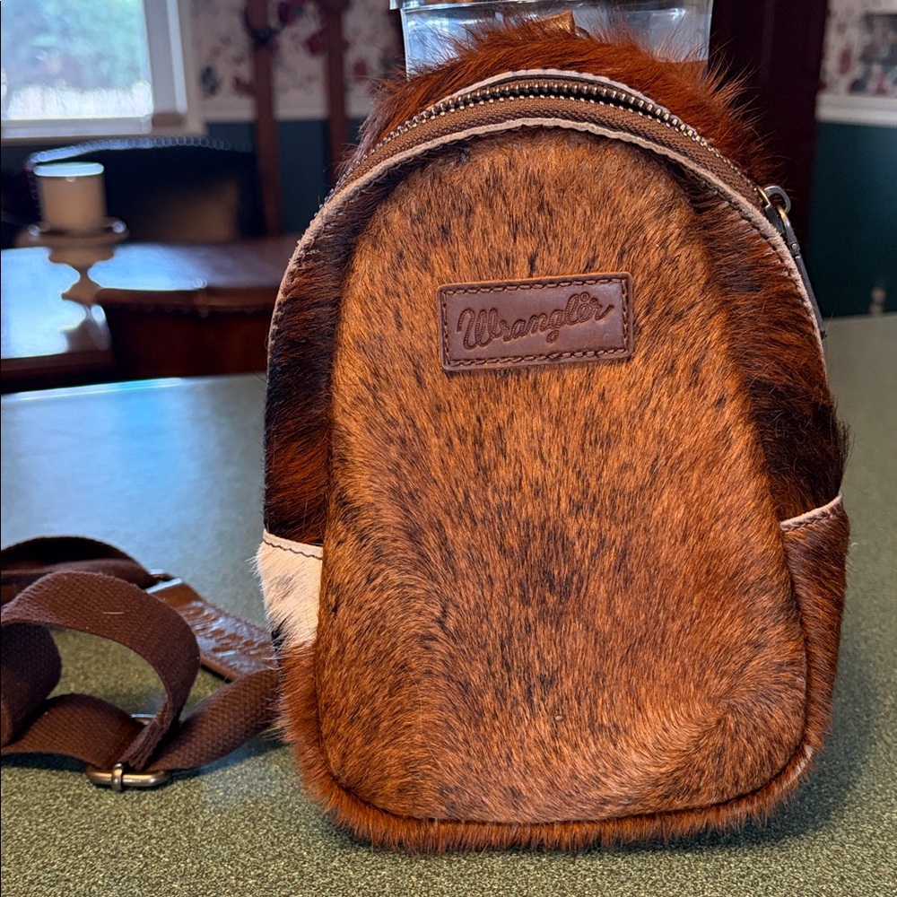 Wrangler Brown Fur backpack/fannypack